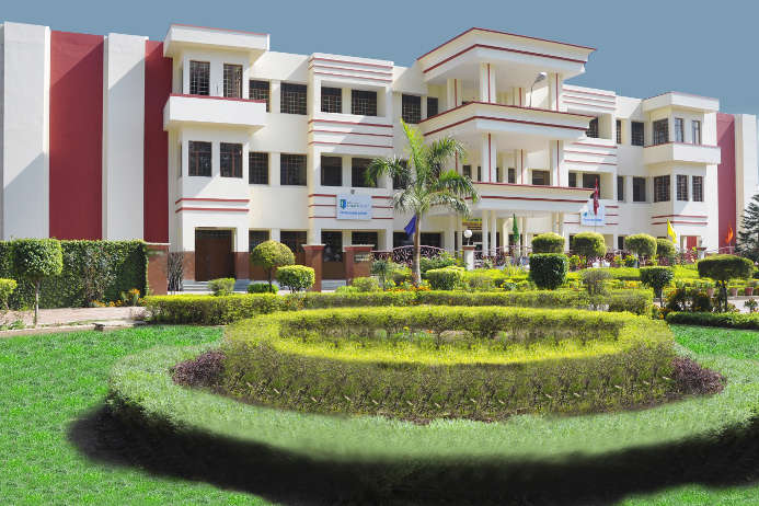 Front view of Scholars Public School.